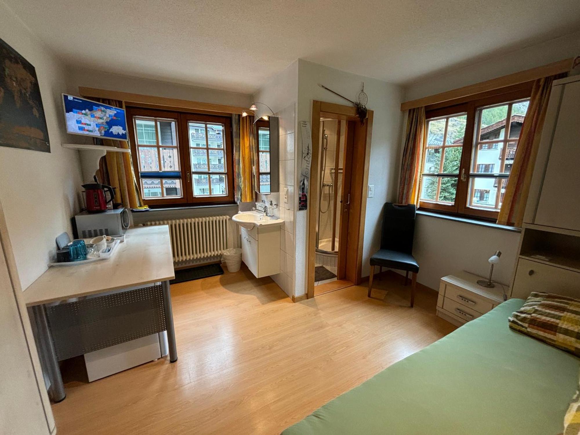Chalet Medi Церматт Экстерьер фото